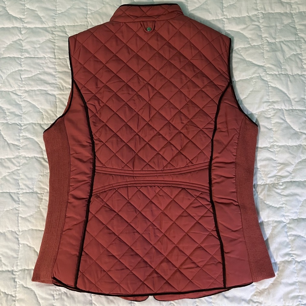 Active USA Warm Stylish Vest - Picture 2 of 6